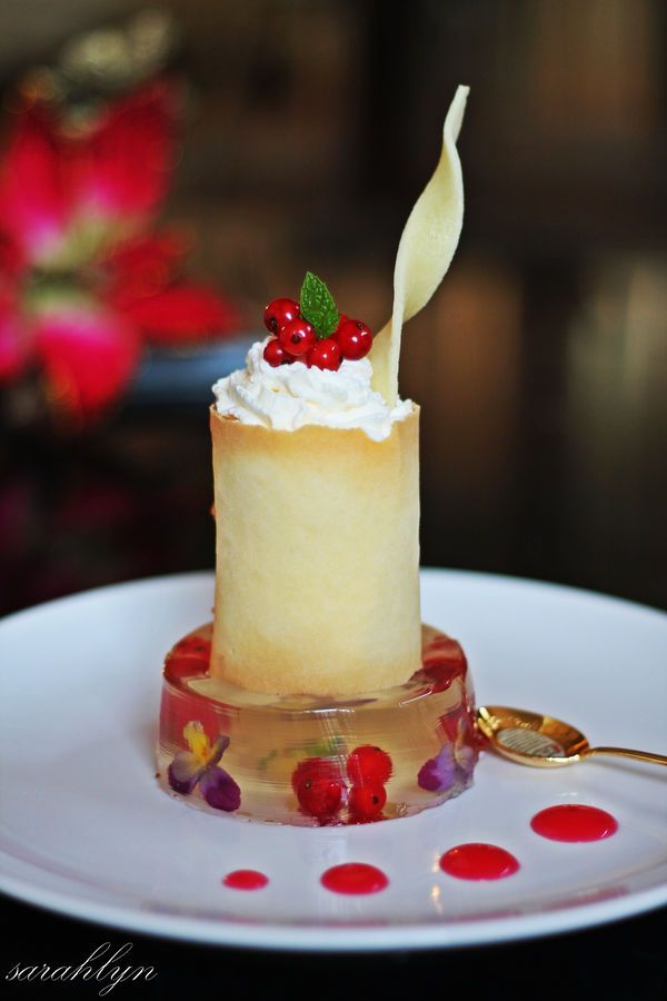 Elegant Christmas Dessert Elegant Christmas Dessert