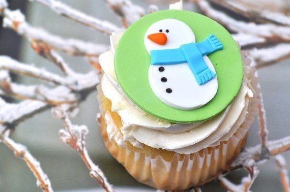 Fondant Snowman Cupcake Topper Fondant Snowman Cupcake Topper