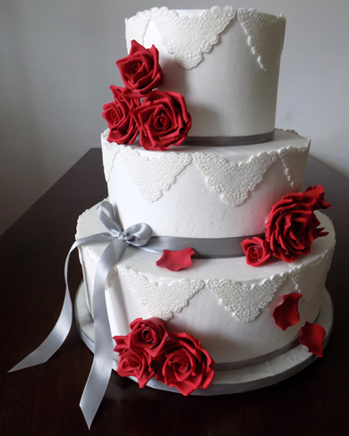 8 Red White And Silver Ercream Wedding Cakes Images Photo White And Silver Ercream Wedding Cake