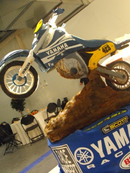 Yamaha Dirt Bike Cake Yamaha Dirt Bike Cake