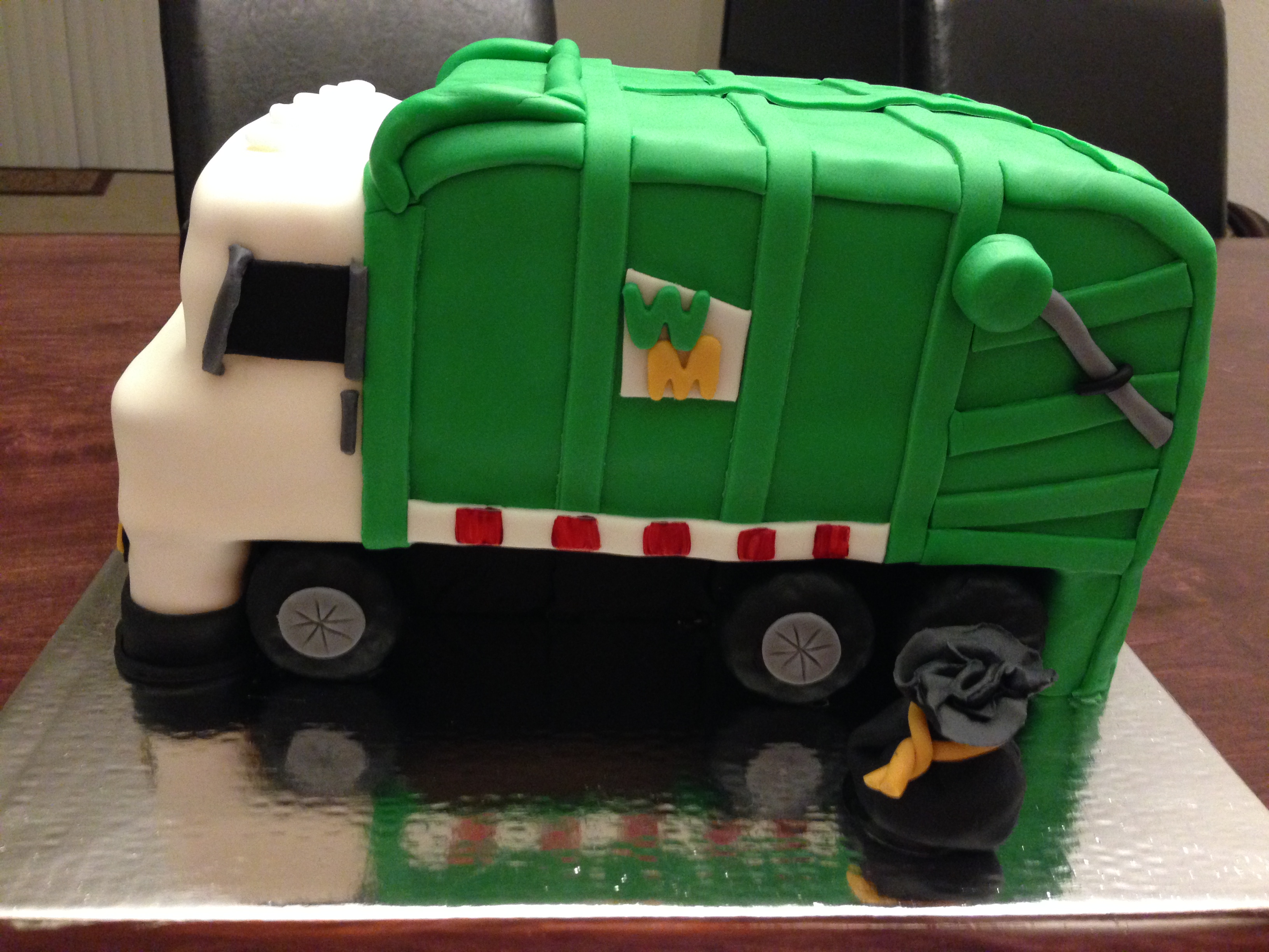 Garbage Truck Cake Garbage Truck Cake
