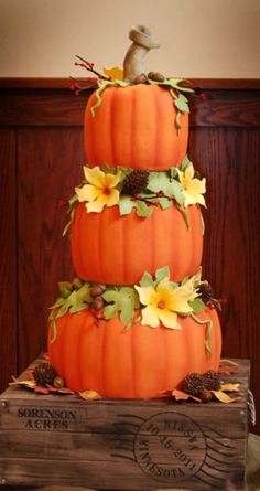 Halloween Wedding Cake Ideas Halloween Wedding Cake Ideas