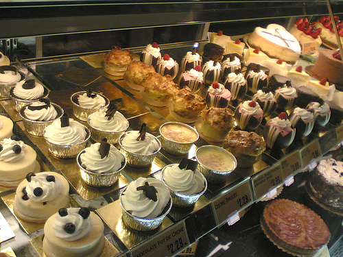 HEB Bakery Cupcake Cakes