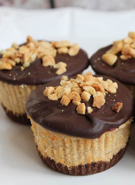 Peanut Butter Chocolate Mini Cheesecakes Peanut Butter Chocolate Mini Cheesecakes