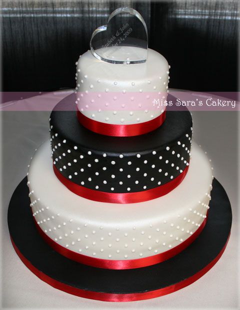 10 red polka dots