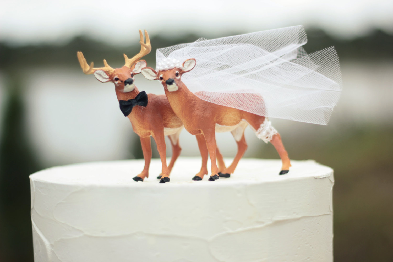 13 Deer Wedding Cake Toppers For Cakes Photo Article Deer