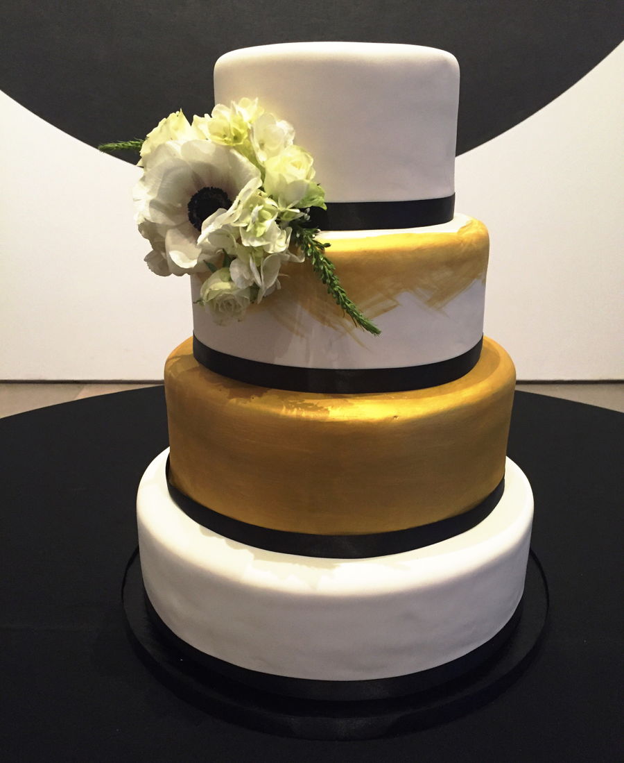 Black and White Gold Wedding Cake Black and White Gold Wedding Cake