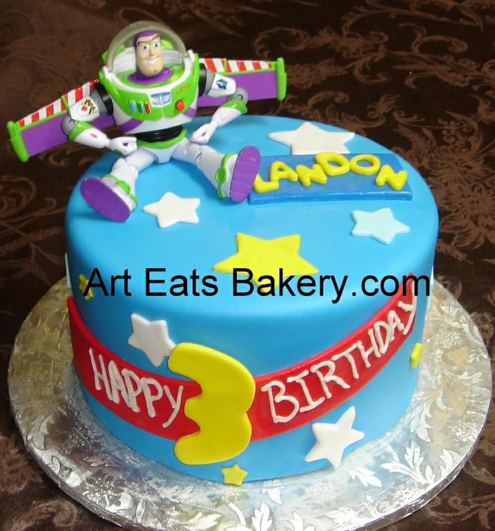 8 toy story buzz