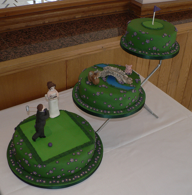 Golf Themed Wedding Cake Golf Themed Wedding Cake
