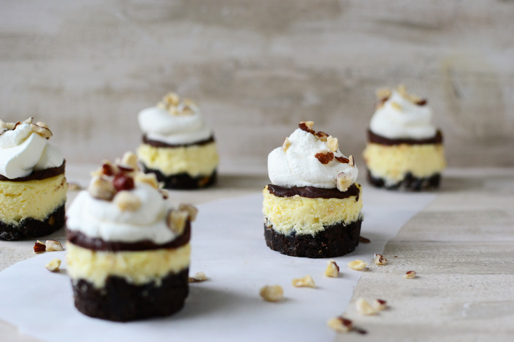 Mini Eggnog Cheesecakes Mini Eggnog Cheesecakes