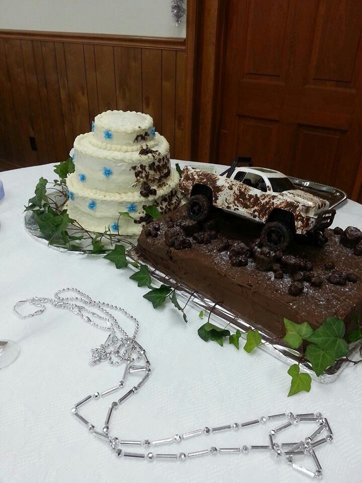 Mud Truck Wedding Cake Mud Truck Wedding Cake
