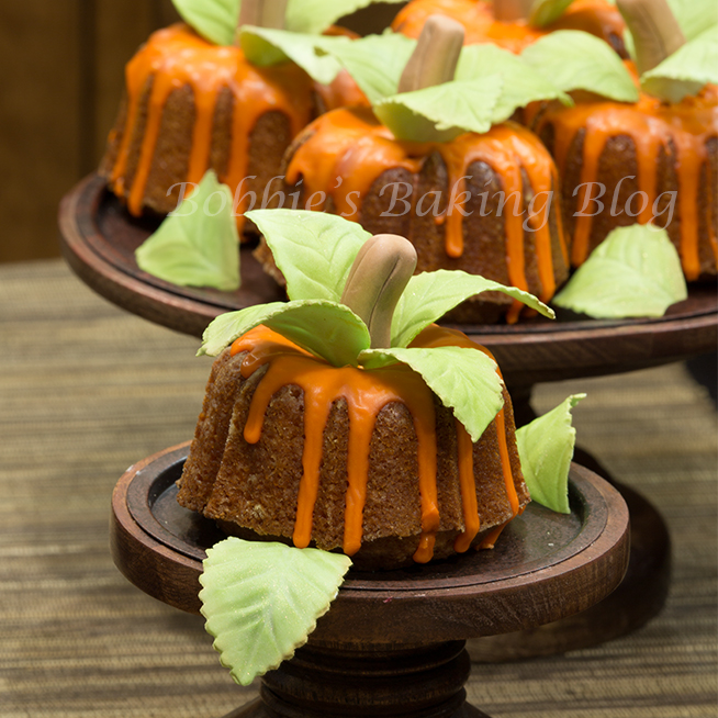 Pumpkin Mini Bundt Cakes