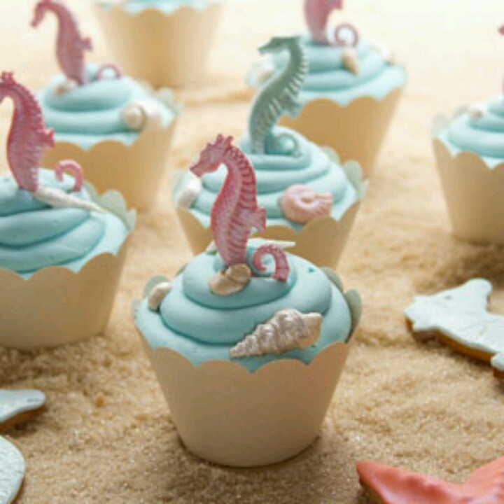 Seahorse and Seashell Cupcakes Seahorse and Seashell Cupcakes