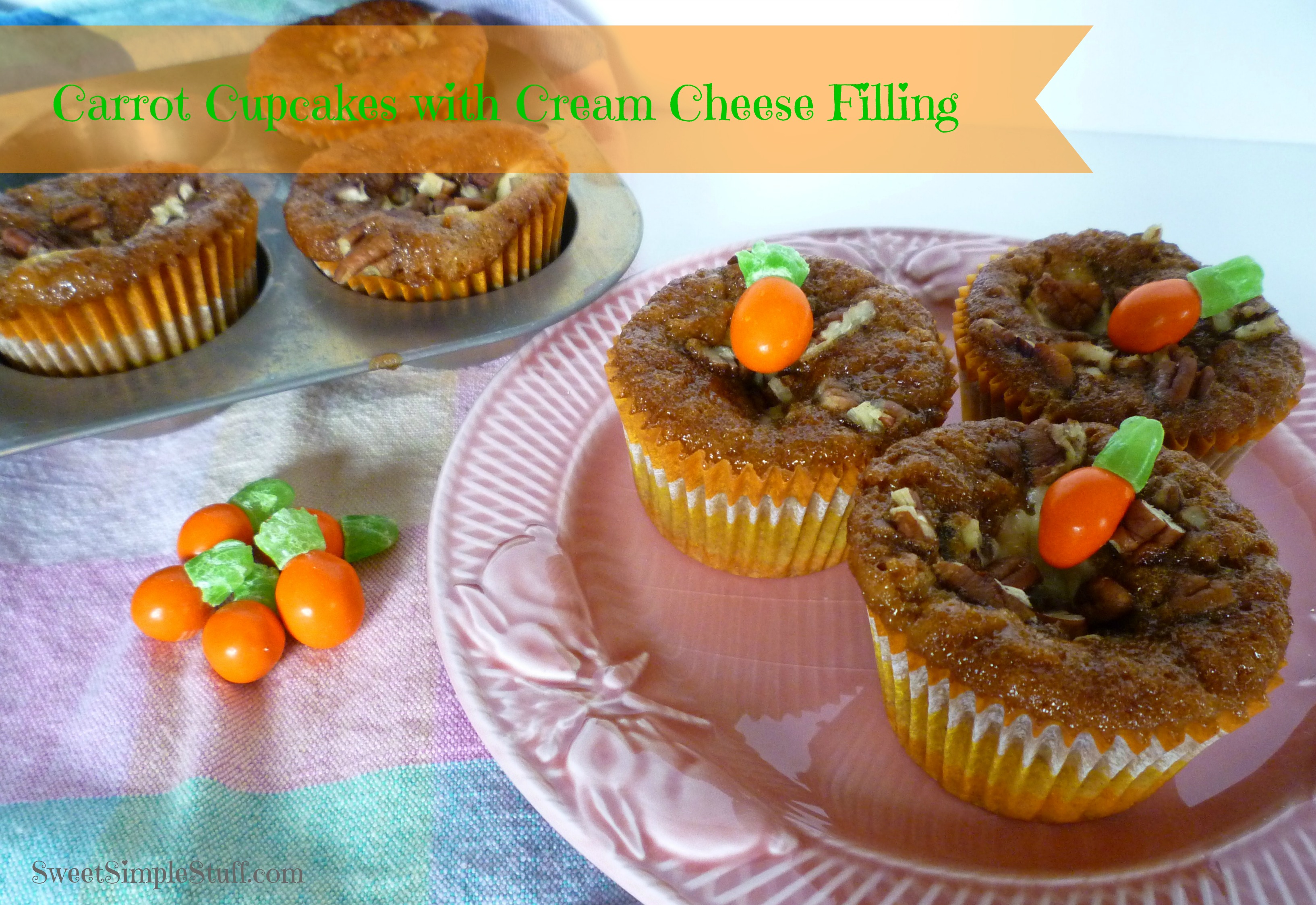 Carrot Cupcakes with Cream Cheese Filling Carrot Cupcakes with Cream Cheese Filling