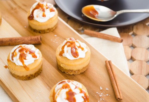 Mini Pumpkin Cheesecakes Desserts Mini Pumpkin Cheesecakes Desserts