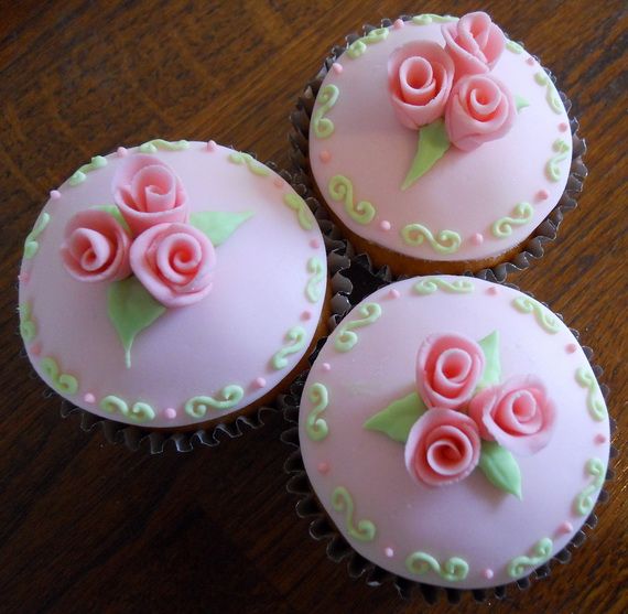 Mother's Day Cupcake Decorating Ideas