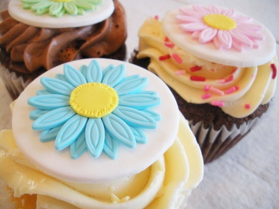 Mother's Day Cupcake Decorating Ideas