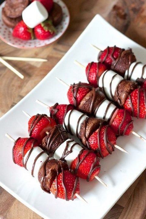 Strawberry Brownie Kabobs Strawberry Brownie Kabobs