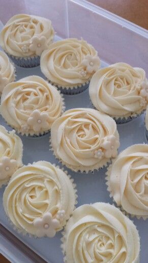 30th Wedding Anniversary Cupcakes 30th Wedding Anniversary Cupcakes