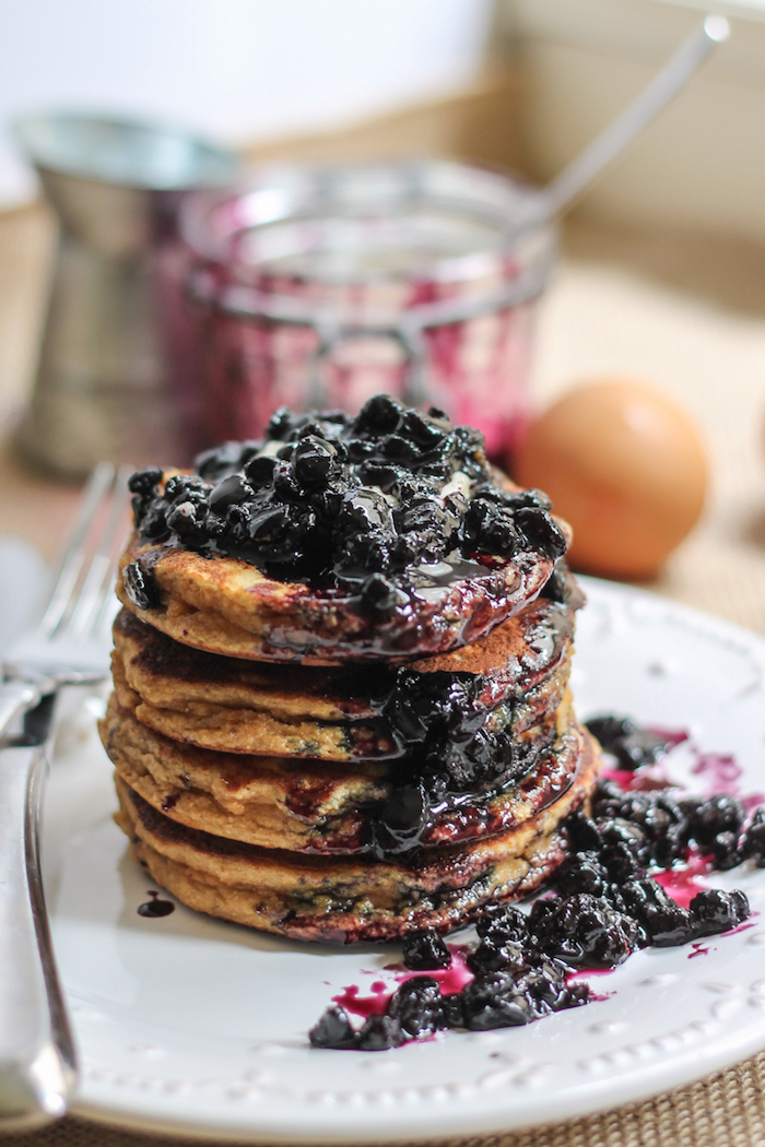 Blueberry Pancakes with Coconut Flour Blueberry Pancakes with Coconut Flour