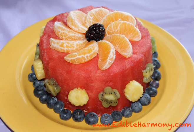 10 Photos of Edible Fruit Design Cakes