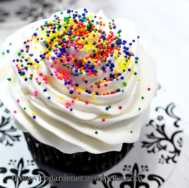 Rainbow Cupcakes with Sprinkles