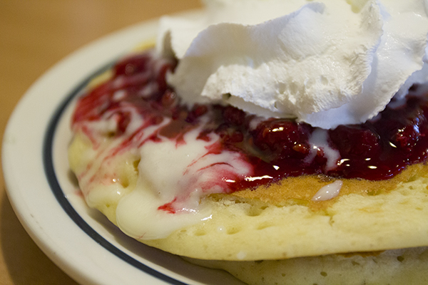Raspberry White Chocolate Pancakes Ihop Raspberry White Chocolate Pancakes Ihop