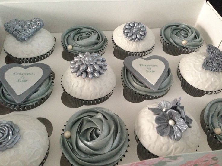 Silver Wedding Cupcakes Silver Wedding Cupcakes