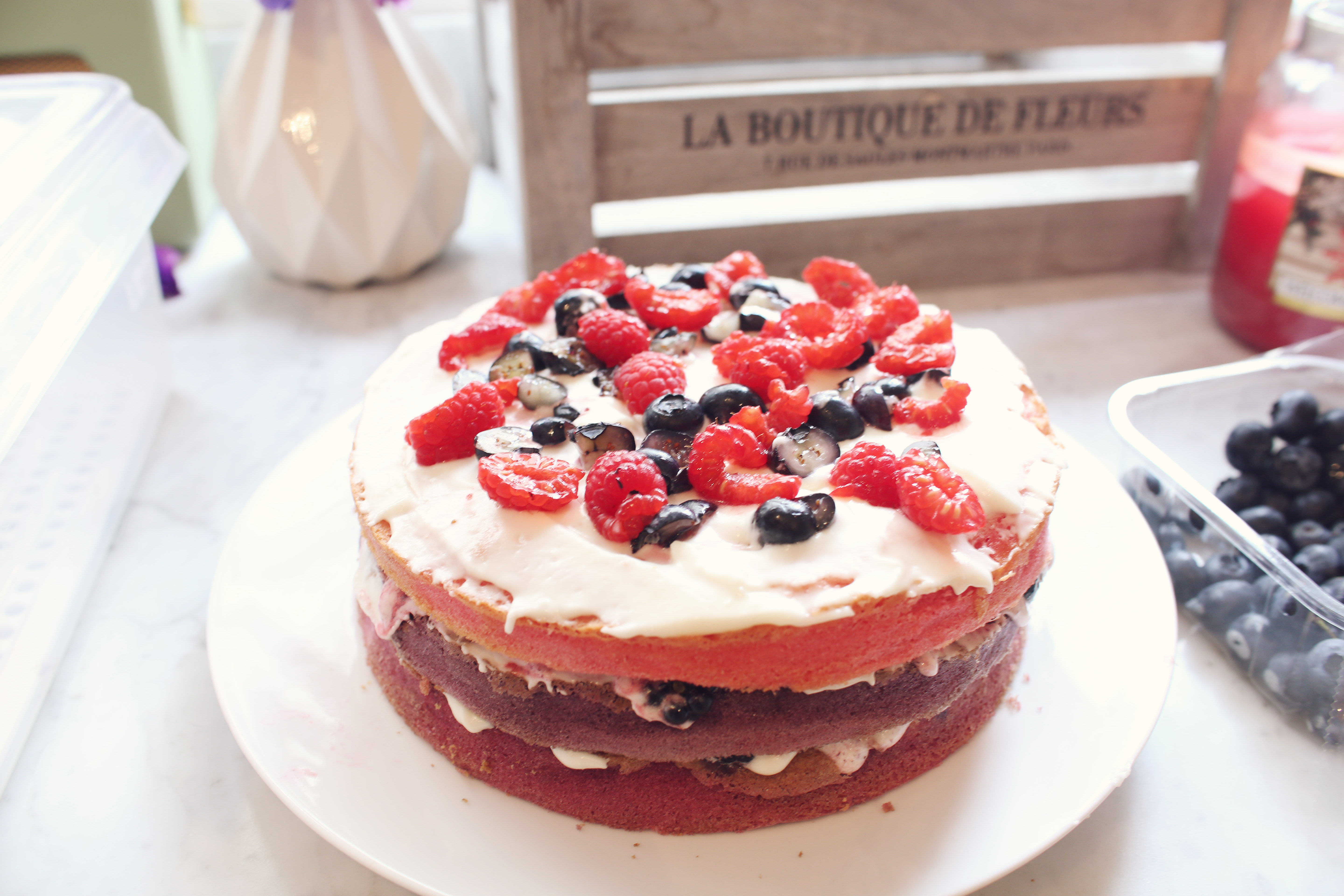 Summer Cake with Fruit Summer Cake with Fruit