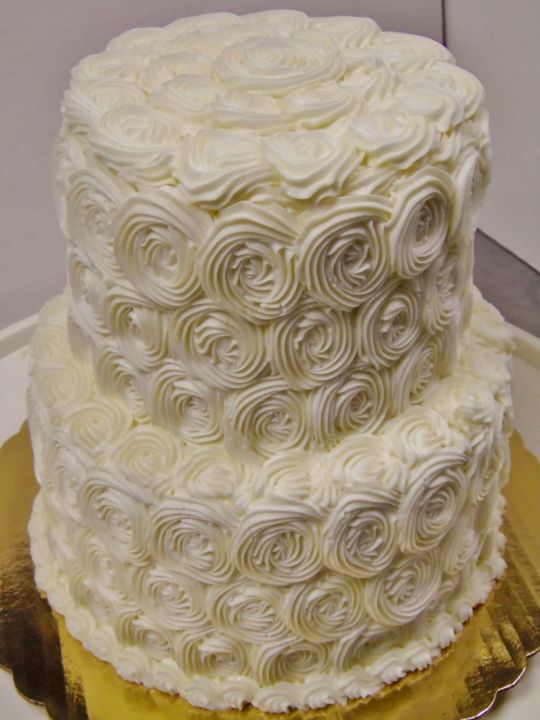 2 Tier Buttercream Wedding Cakes