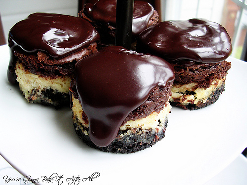 Bailey's Irish Cream Mini Cheesecake Recipe Bailey's Irish Cream Mini Cheesecake Recipe