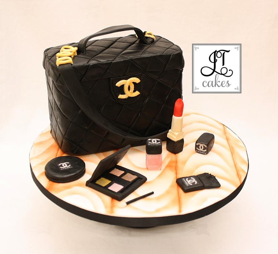 Chanel Makeup Bag Cake Chanel Makeup Bag Cake