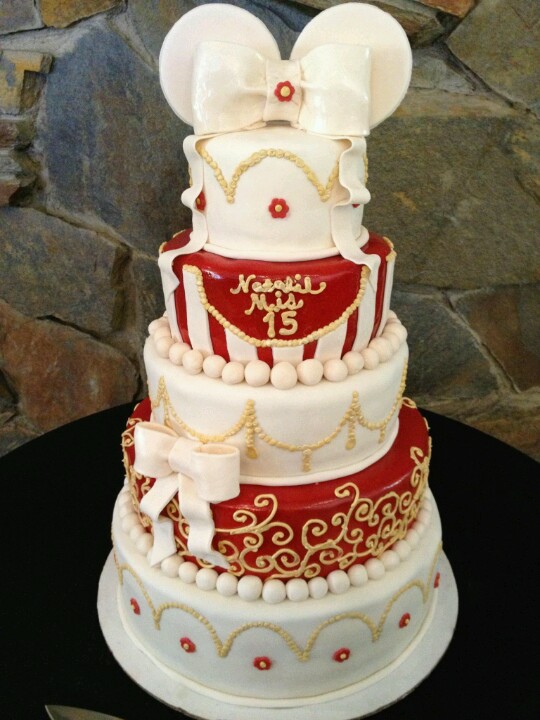 Minnie Mouse Quinceanera Cake