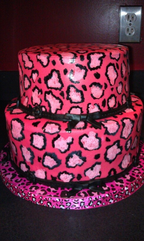 10 Photos of Pink Leopard Print Cakes Ideas