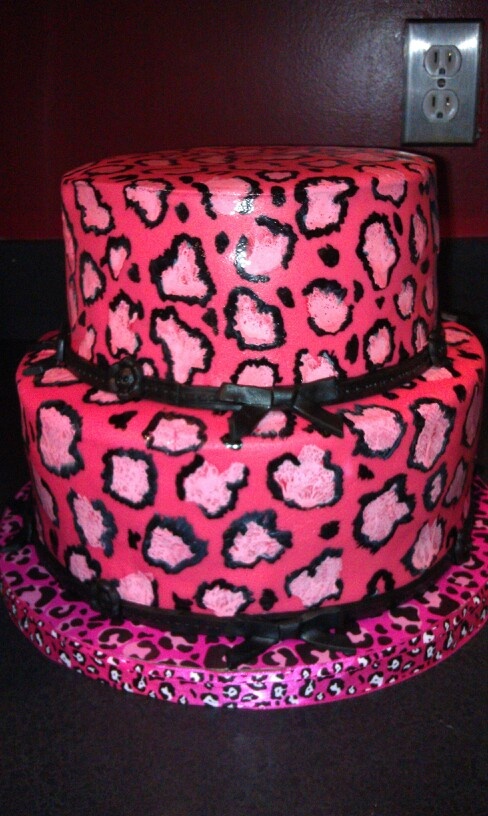 10 Photos of Pink Leopard Print Cakes Ideas 10 Photos of Pink Leopard Print Cakes Ideas