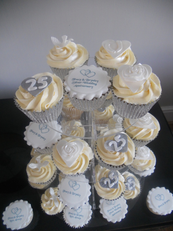 Silver Wedding Anniversary Cupcakes Silver Wedding Anniversary Cupcakes