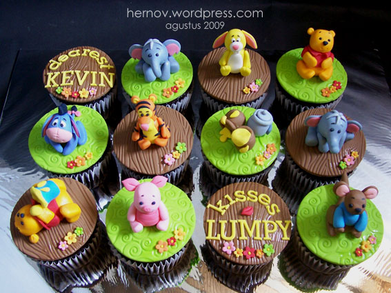 Winnie the Pooh and Friends Cupcakes