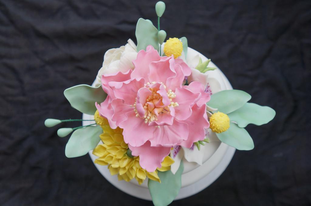 10 Sugar Flowers For Cakes Photo Wedding Cake With Sugar Flowers