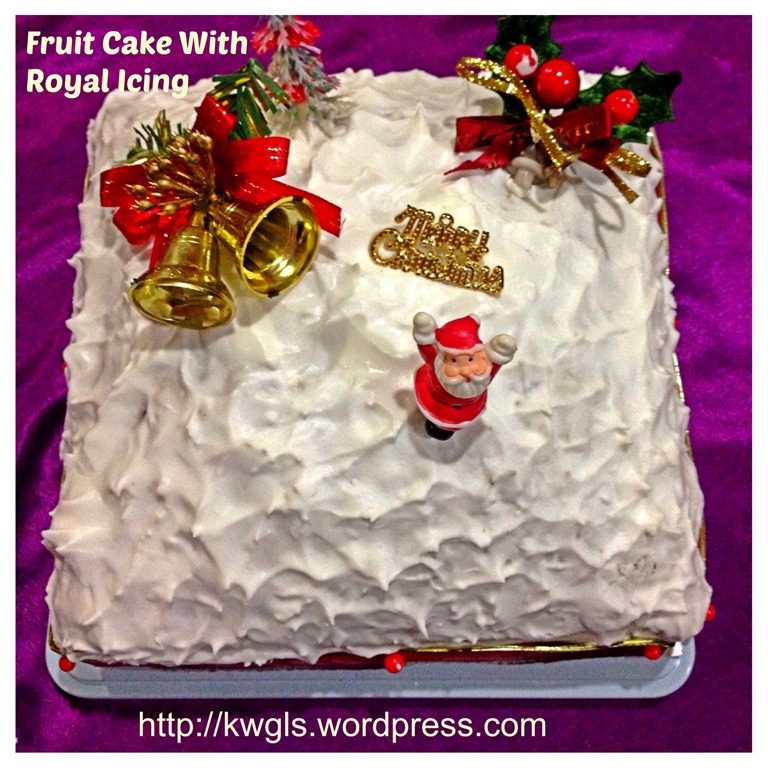 Christmas Fruit Cake with Icing