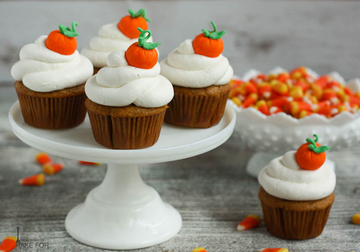 Pumpkin Bundt Cake Marshmallow Frosting Pumpkin Bundt Cake Marshmallow Frosting