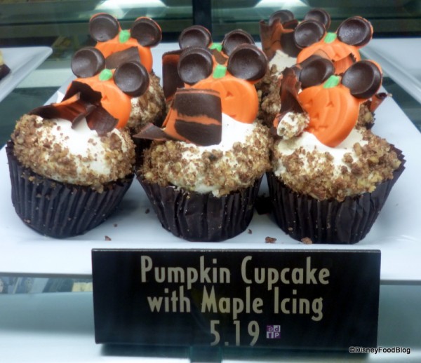 6 Photos of Disneyland Thanksgiving Cupcakes 6 Photos of Disneyland Thanksgiving Cupcakes