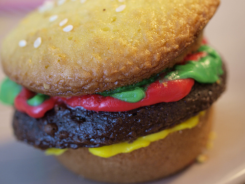 How to Make Cheeseburger Cupcakes How to Make Cheeseburger Cupcakes