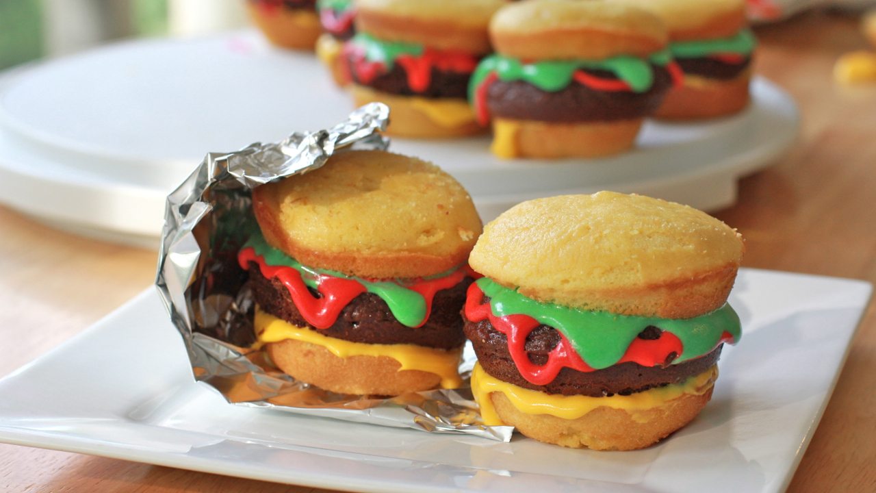 How to Make Cheeseburger Cupcakes How to Make Cheeseburger Cupcakes