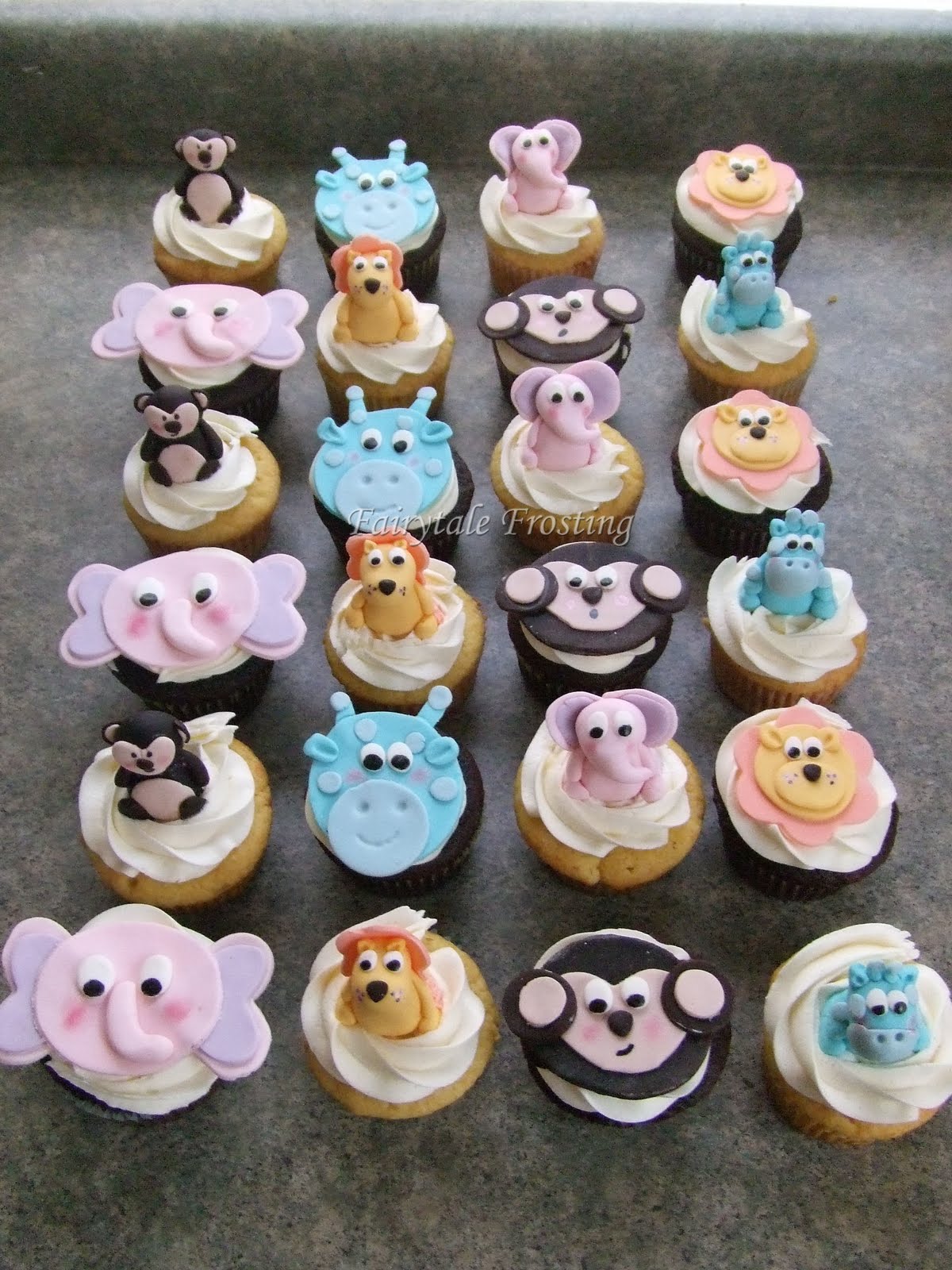 Jungle Theme Baby Shower Cupcakes Jungle Theme Baby Shower Cupcakes