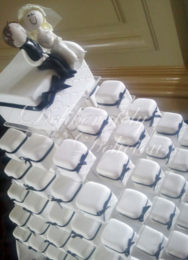 Mini Square Wedding Cakes Mini Square Wedding Cakes