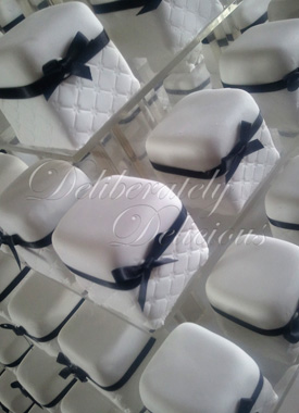 Mini Square Wedding Cakes Mini Square Wedding Cakes