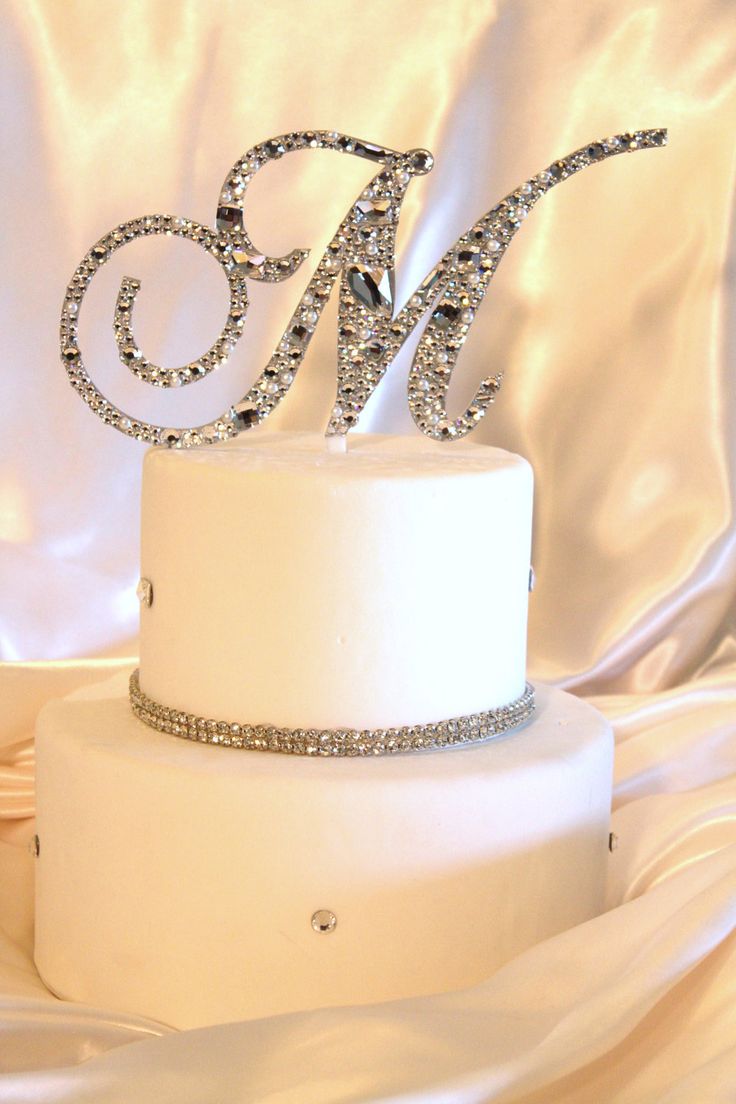 12 round wedding cakes