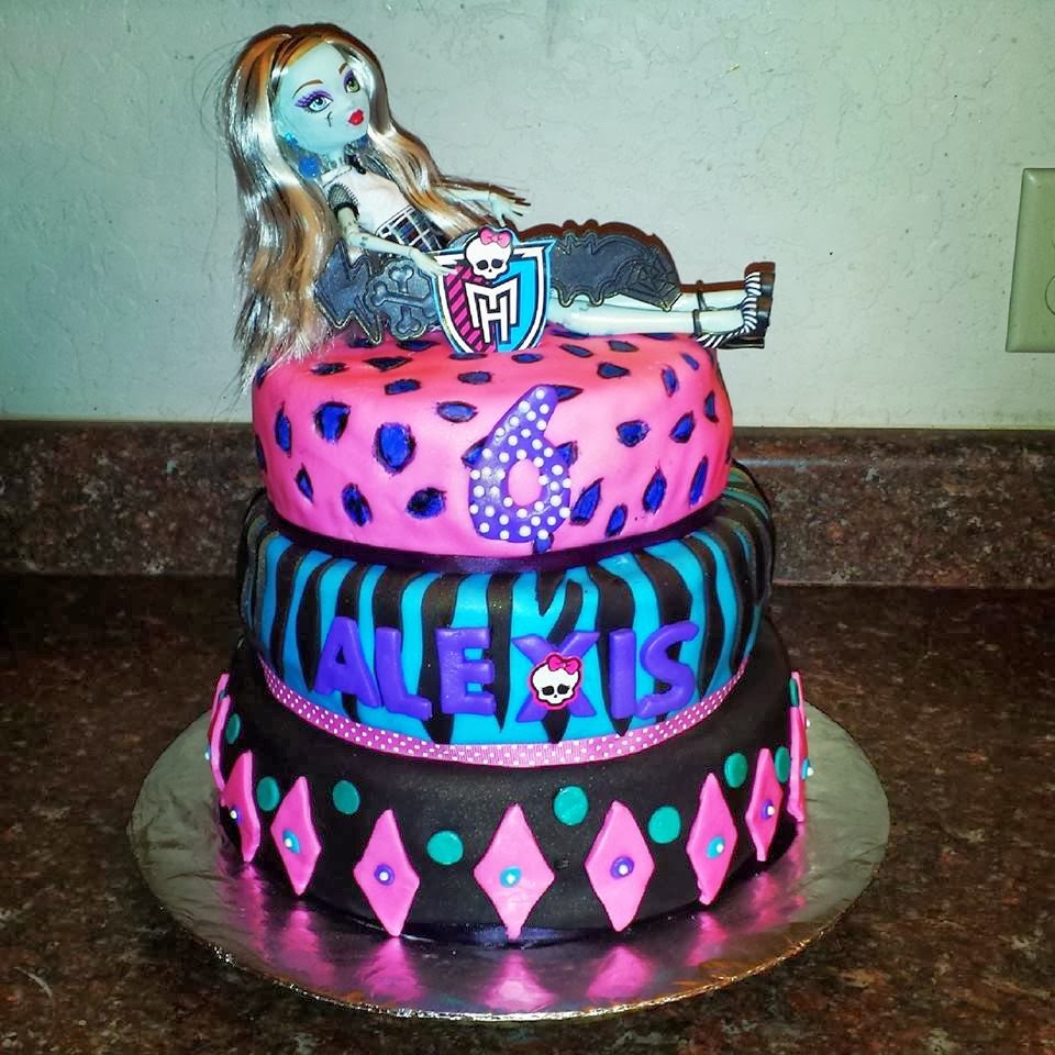 Monster High 3 Tier Cake Monster High 3 Tier Cake