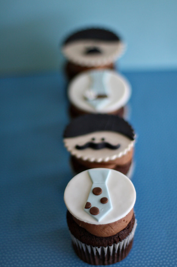 7 Photos of Cupcakes With Fondant Designs For Men 7 Photos of Cupcakes With Fondant Designs For Men