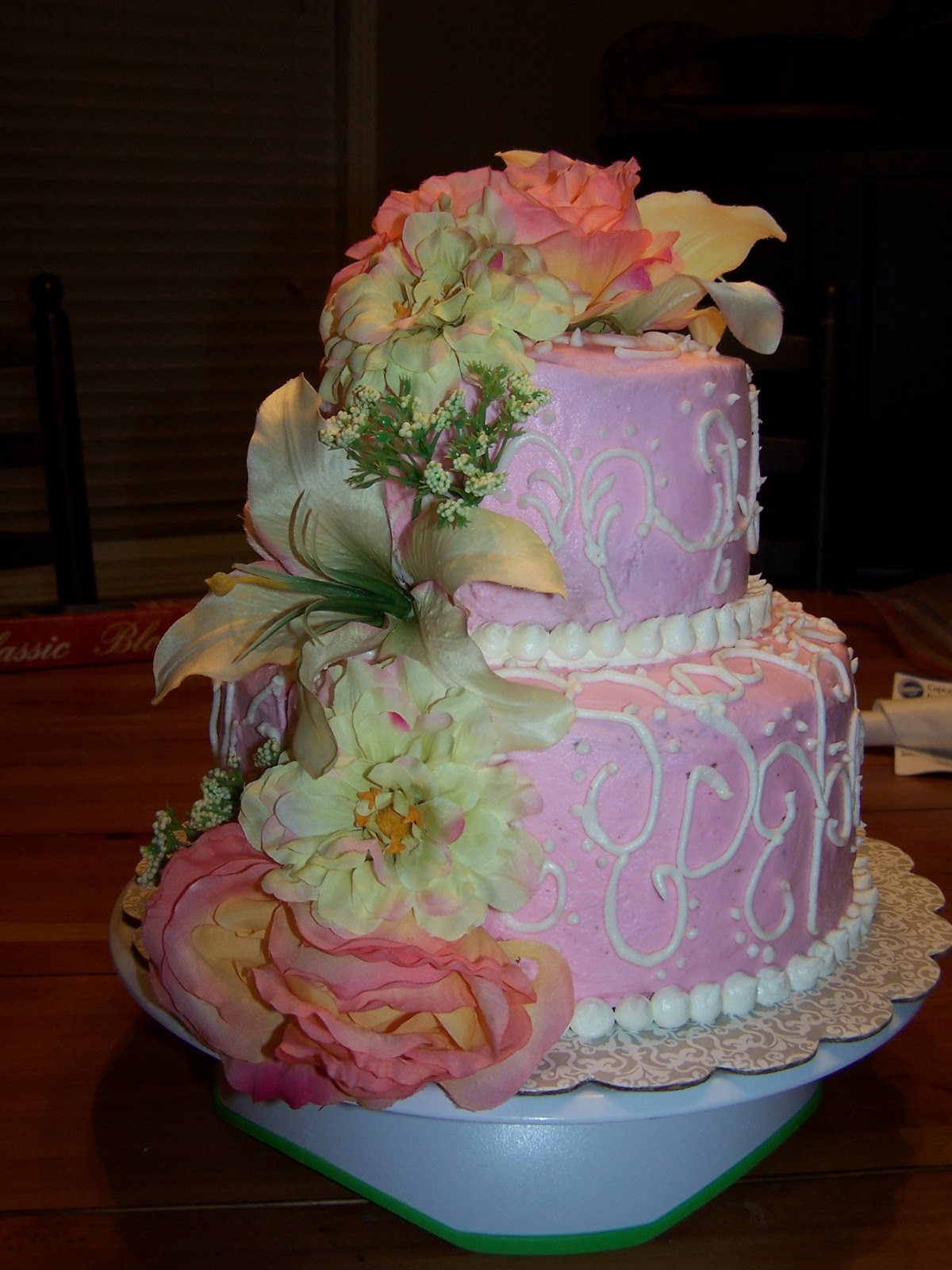 Birthday Cakes with Real Flowers Birthday Cakes with Real Flowers